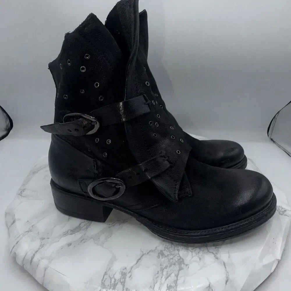 MJUS Black Leather Moto Biker Bootie-6.5